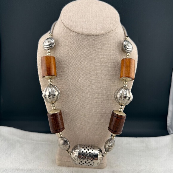 Estate Jewelry - Vintage Chunky Beaded Necklace Boho Silver Tone 22"